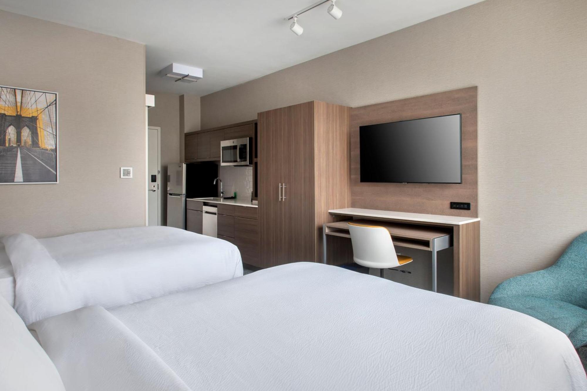 Towneplace Suites By Marriott New York Brooklyn Exterior photo